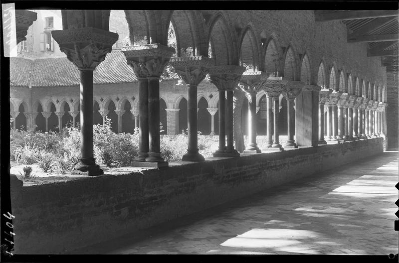 Cloître