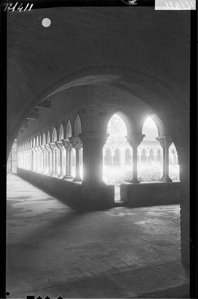 Cloître