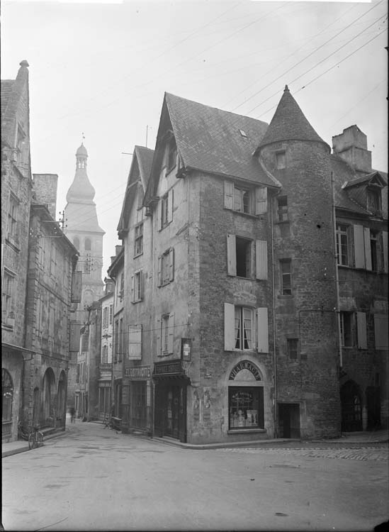 Angle des façades sur la rue