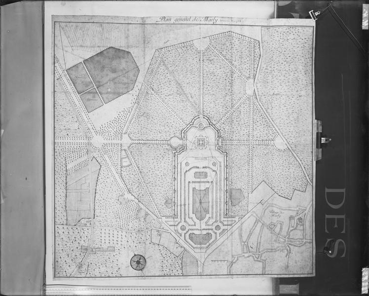 Plan général du château et du parc. Plan général du château et du parc