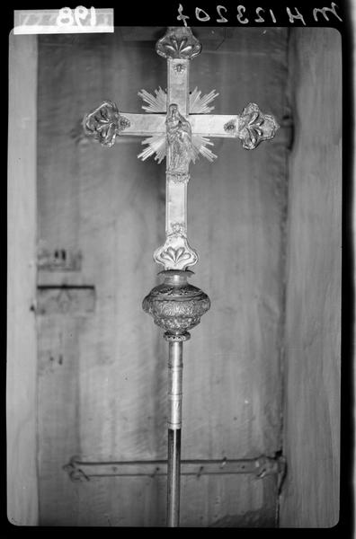 Croix processionnelle