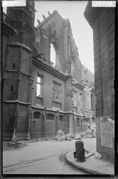 Façade donnant sur la rue Saint-Lô