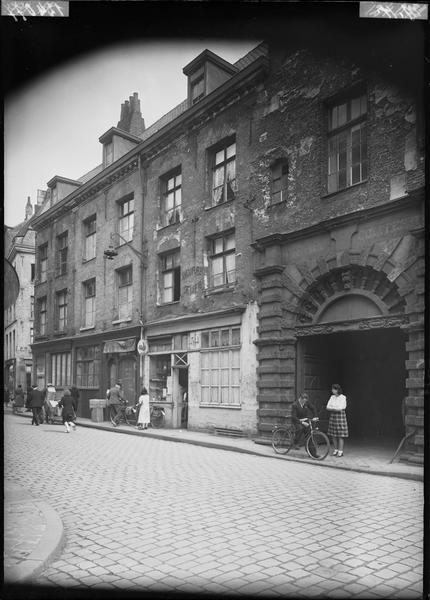 Entrée rue de la Monnaie