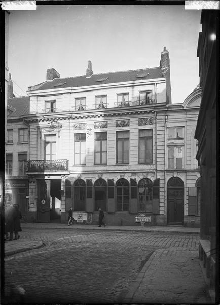 Façade sur la rue