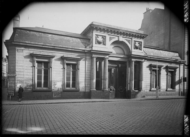 Façade sur la rue