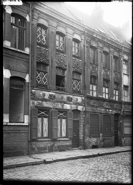 Façades sur la rue