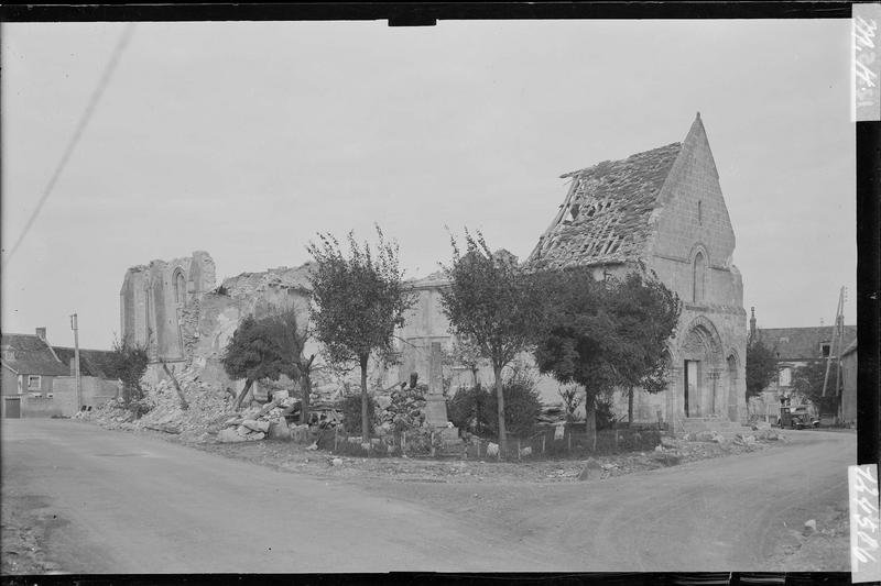 Façades ouest et sud après le bombardement de 1944