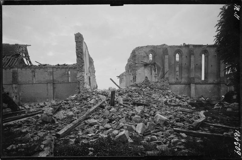 Façade nord après le bombardement de 1944