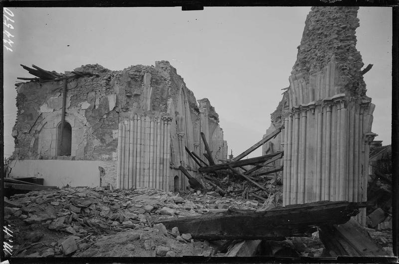 Choeur après le bombardement de 1944