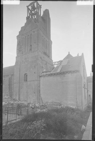 Façade nord après le bombardement de 1944