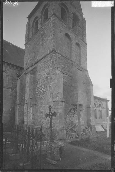 Clocher côté nord-ouest après le bombardement de 1944