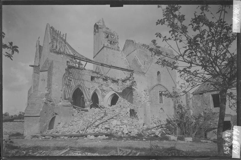 Façade sud après le bombardement de 1944