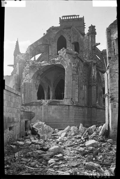 Abside après le bombardement de 1944