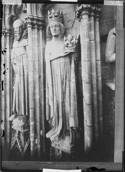 Statue no 31 de la galerie des rois, façade ouest