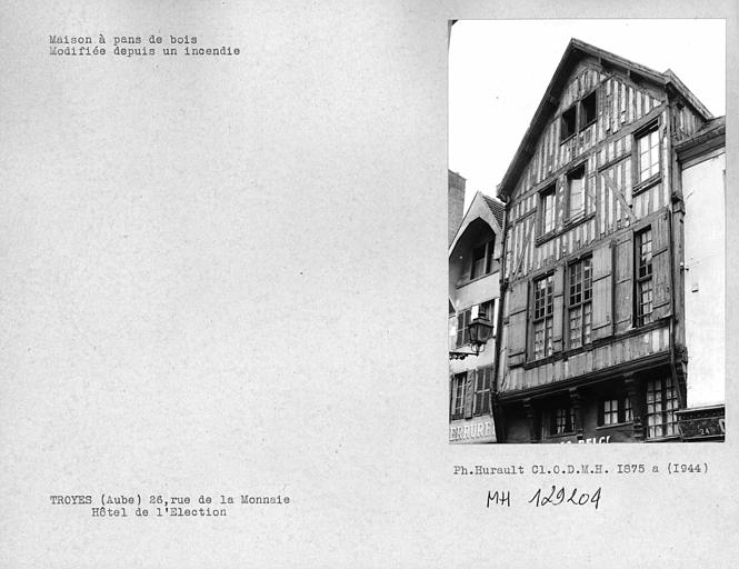 Maison à pans de bois et encorbellement, façade sur rue