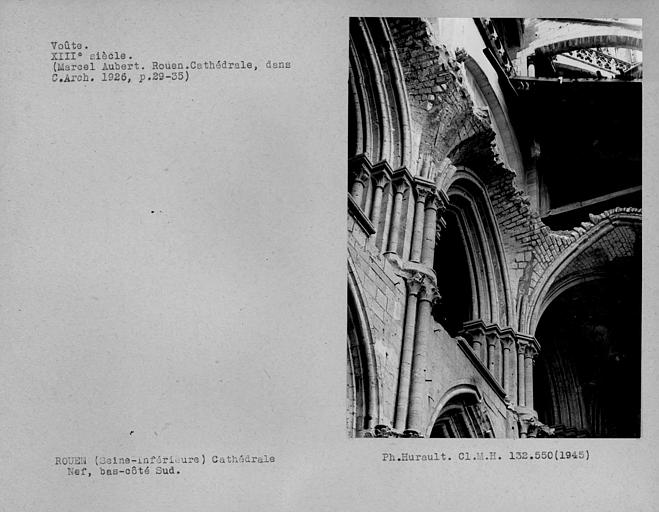 Départ de voûte de la croisée du transept, piles et chapiteaux