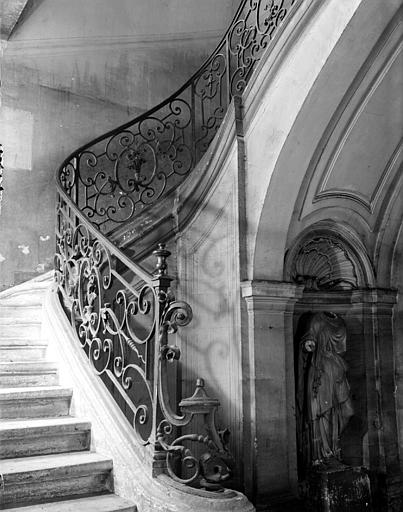 Départ d'escalier