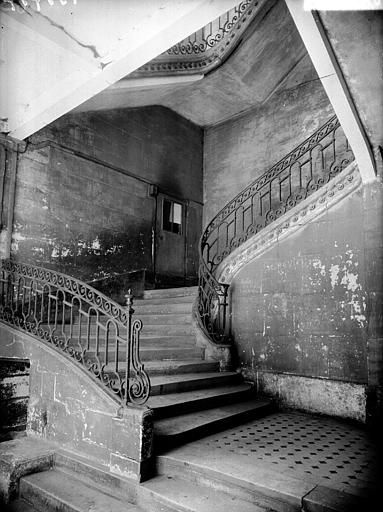 Départ d'escalier