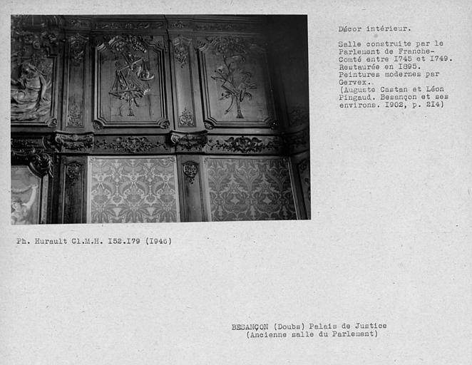 Décor de la Chambre des Audiences Solennelles restaurée en 1895, détail des boiseries