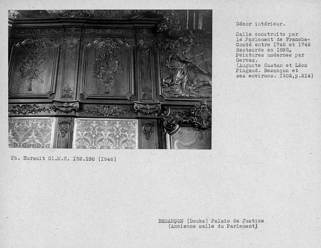 Décor de la Chambre des Audiences Solennelles restaurée en 1895, détail des boiseries