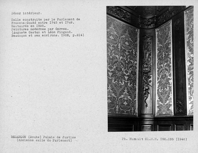 Décor de la Chambre des Audiences Solennelles restaurée en 1895, détail des boiseries