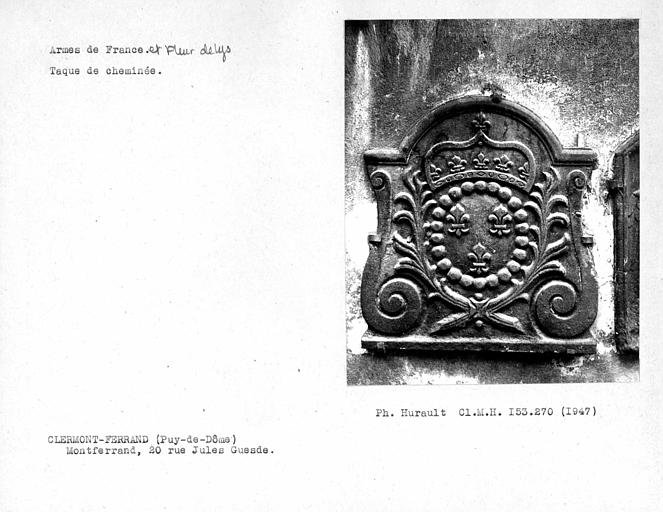Taque de cheminée aux armes de France, d'une hauteur de 0, 62m