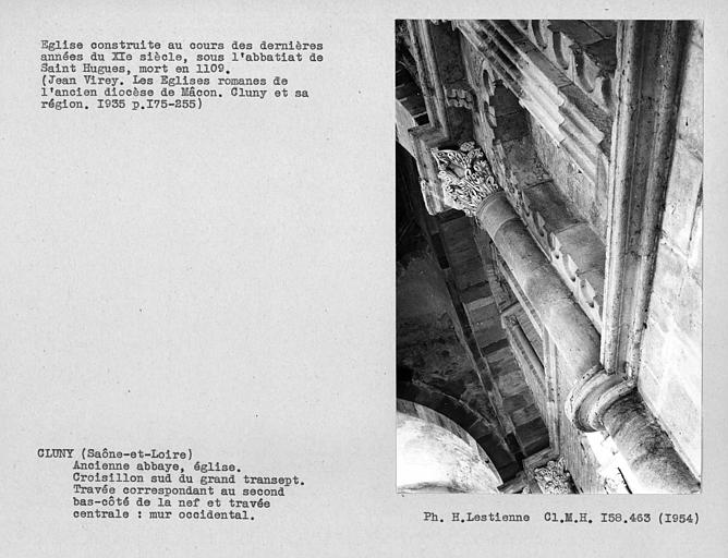 Abbaye. Croisillon sud du grand transept, mur ouest de la travée correspondant au deuxième bas-côté de la nef et travée centrale