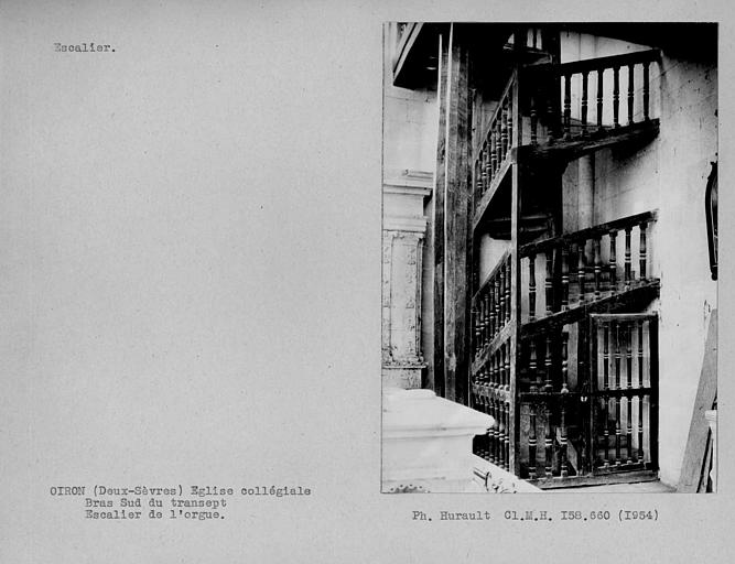 Escalier de la tribune du bras sud du transept