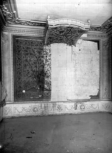 Chambre du premier étage, ensemble vers baldaquin, plâtre et toile de Pondichéry