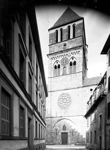 façade ouest, vue de la rue Saint-Thomas