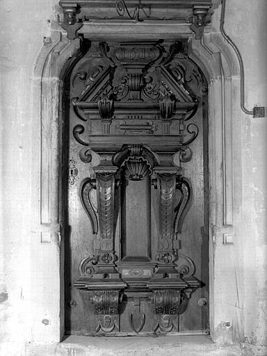 Porte sculptée, intérieur