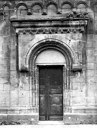 Portail de la façade nord : vue générale