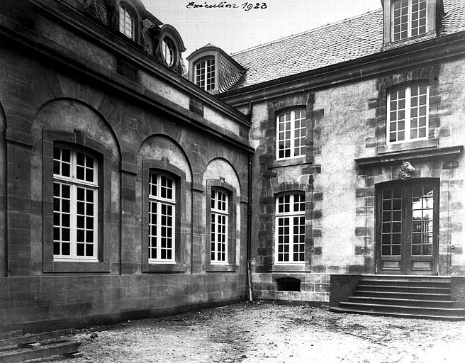 Angle d'une cour intérieure