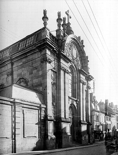 Façade de l'aile droite