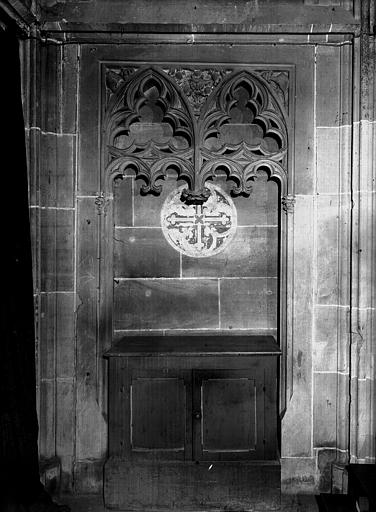 Chapelle Sainte-Catherine, premier enfeu, mur sud