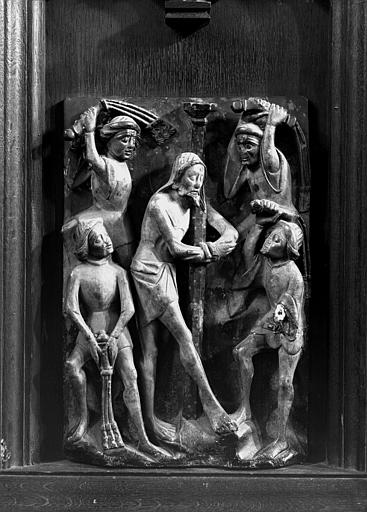 Retable en albâtre, Flagellation