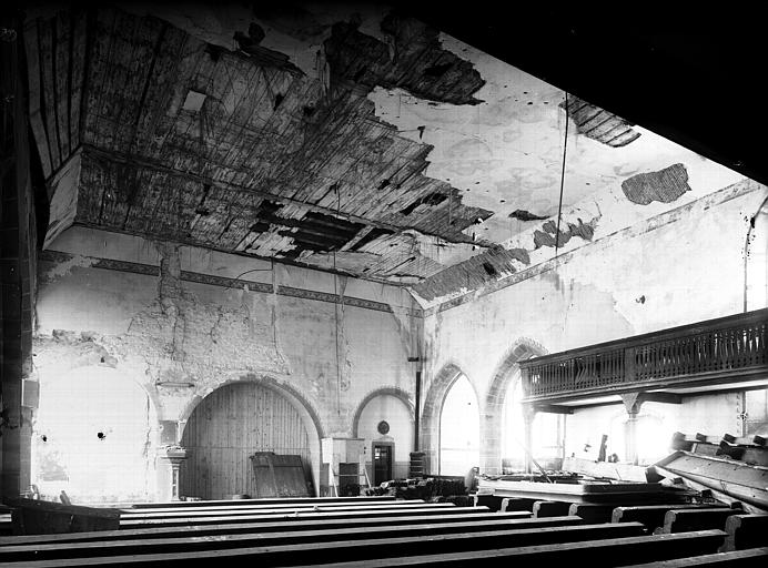 Intérieur, vue vers le choeur