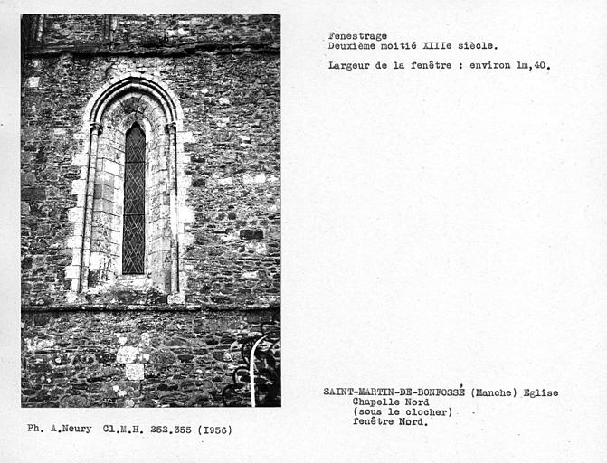 Fenestrage nord sous le clocher de la chapelle nord