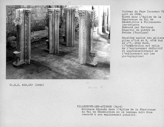 Eglise : tombeau du Pape Innocent VI, en cours de transfert, deuxième assise des piliers, piles 1, 2, et 3 côté sud et n°7 côté nord
