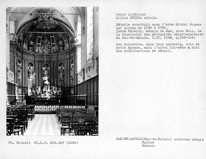 Décor intérieur du choeur de l'église - © Ministère de la Culture (France), Médiathèque du patrimoine et de la photographie, Centre de recherches sur les Monuments historiques (CRMH), diffusion GrandPalaisRmn Photo