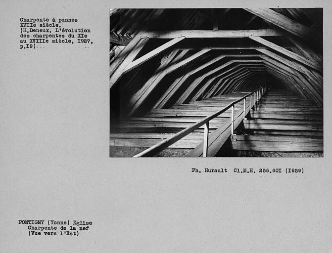 Charpente à pannes de la nef, ensemble vers l'est depuis l'ouest
