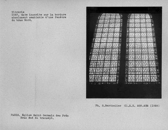 Vitrerie de la fenêtre du bras sud du transept, bordure datée au bas nord