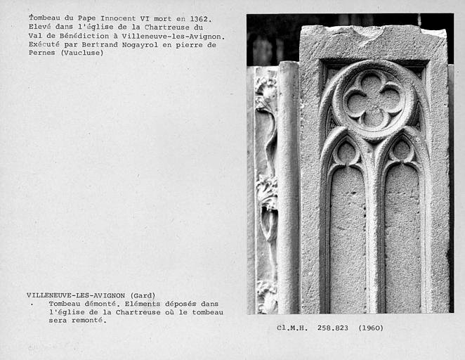 Eléments démontés du tombeau du pape Innocent VI, avant leur remontage, détail de la première assise des piliers