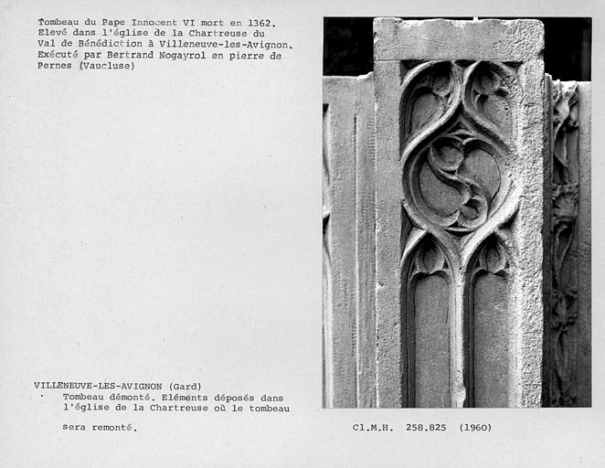 Eléments démontés du tombeau du pape Innocent VI, avant leur remontage, détail de la première assise des piliers