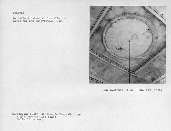 Plafond à l'angle sud-ouest de la salle d'honneur, premier étage