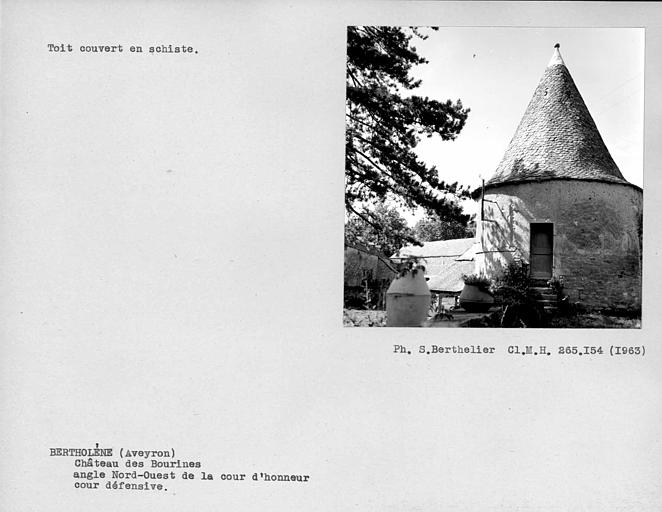 Toit de la terrasse du pavillon d'angle couvert en schiste