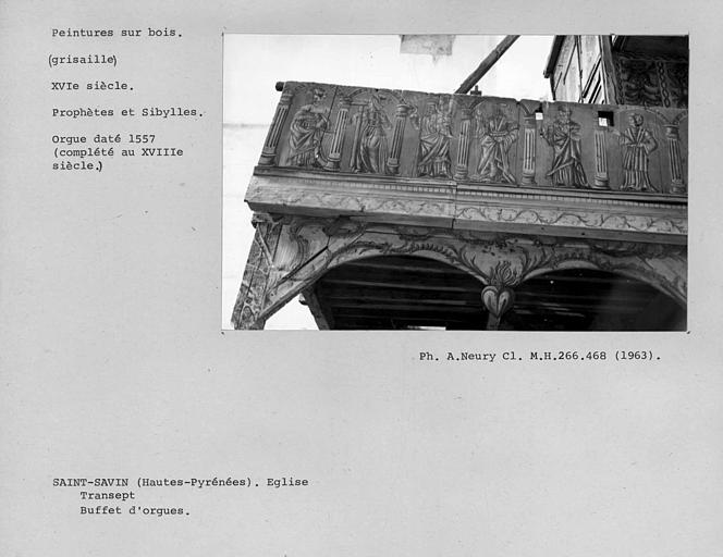 Bras sud du transept, tribune de l'orgue, balustrade peinte : sibylles et prophètes