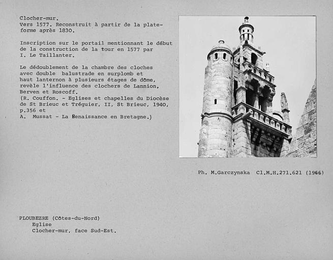 Clocher-mur vu depuis le sud-est. Reconstruit à partir de la plate-forme après 1830