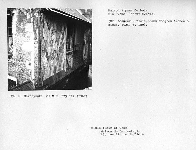 Façade à pans de bois, aile en retour d'angle vers la cathédrale et pignon de maçonnerie
