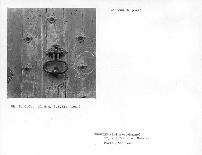 Marteau de porte du portail d'entrée